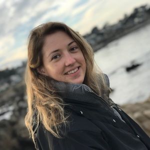 Meet your Posher, Whitney